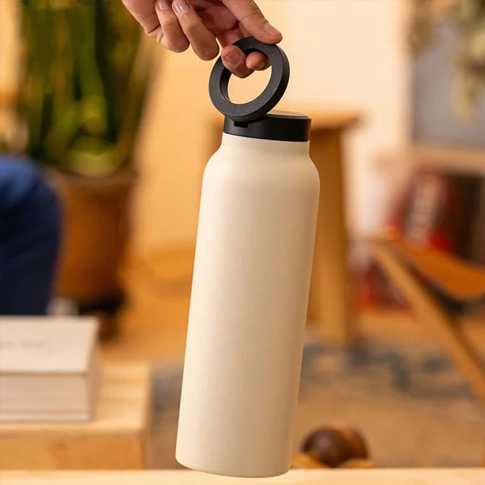 Ringo Insulated Water Bottle | MagSafe Bottle with Phone Holder