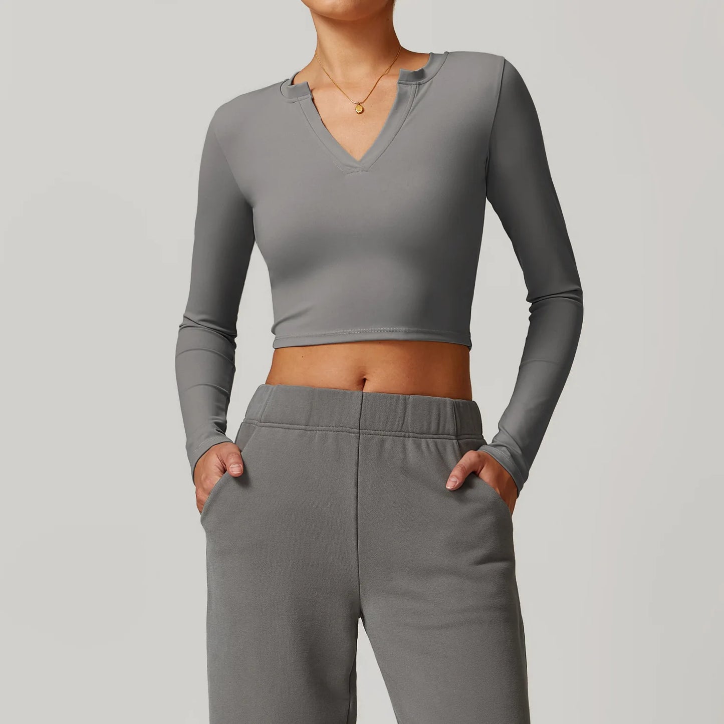 Women's Long-Sleeve Workout Crop Top – Breathable & Stretchy