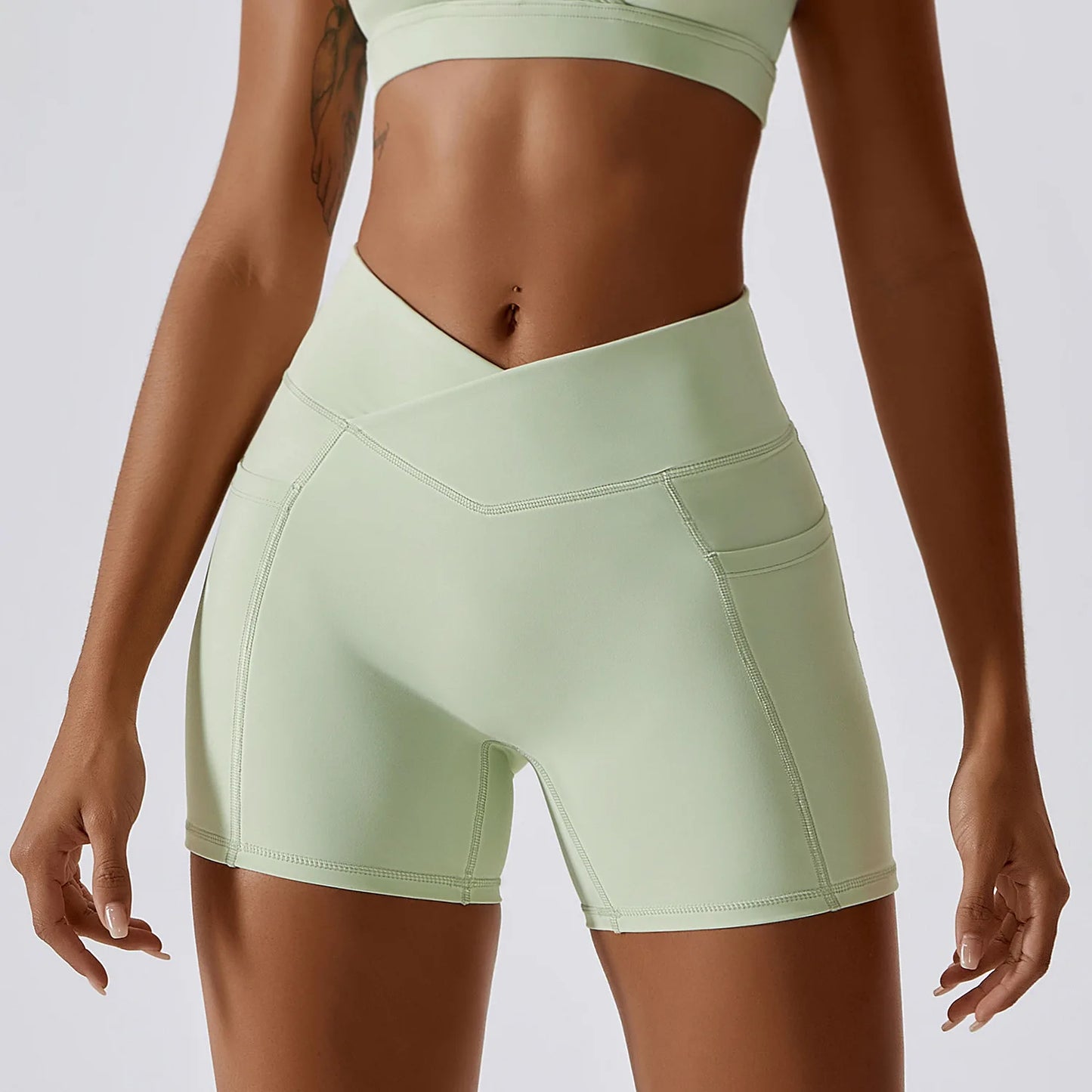 Crossover High-Waist Shorts – Soft & Supportive