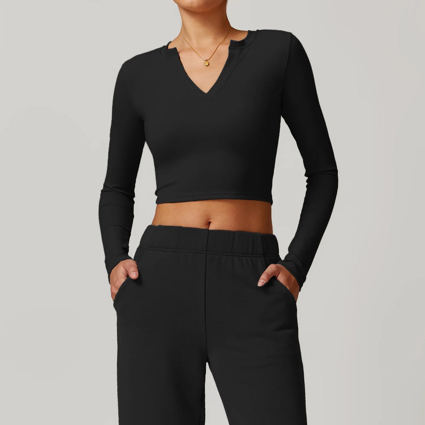 Women's Long-Sleeve Workout Crop Top – Breathable & Stretchy