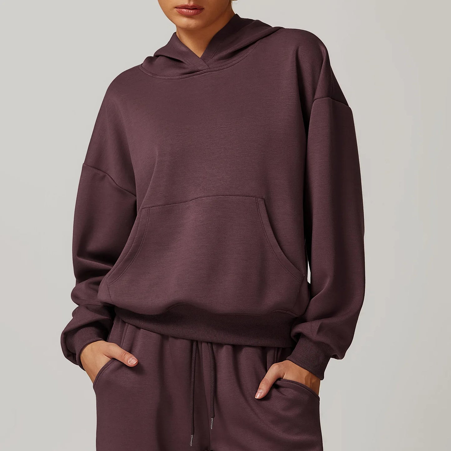 Women's Long-Sleeve Hoodie – Casual & Sporty