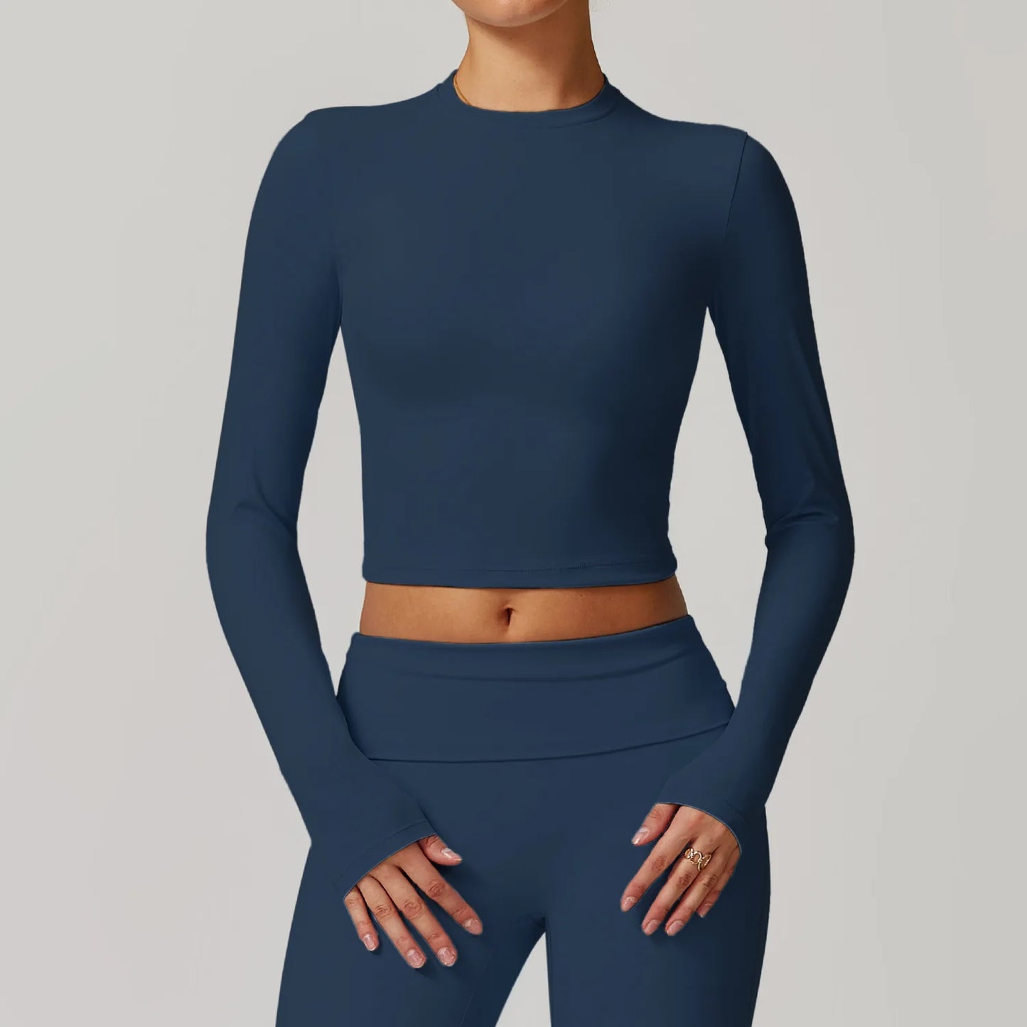 Women's Long-Sleeve Winter Crop Top – Breathable & Stretchy