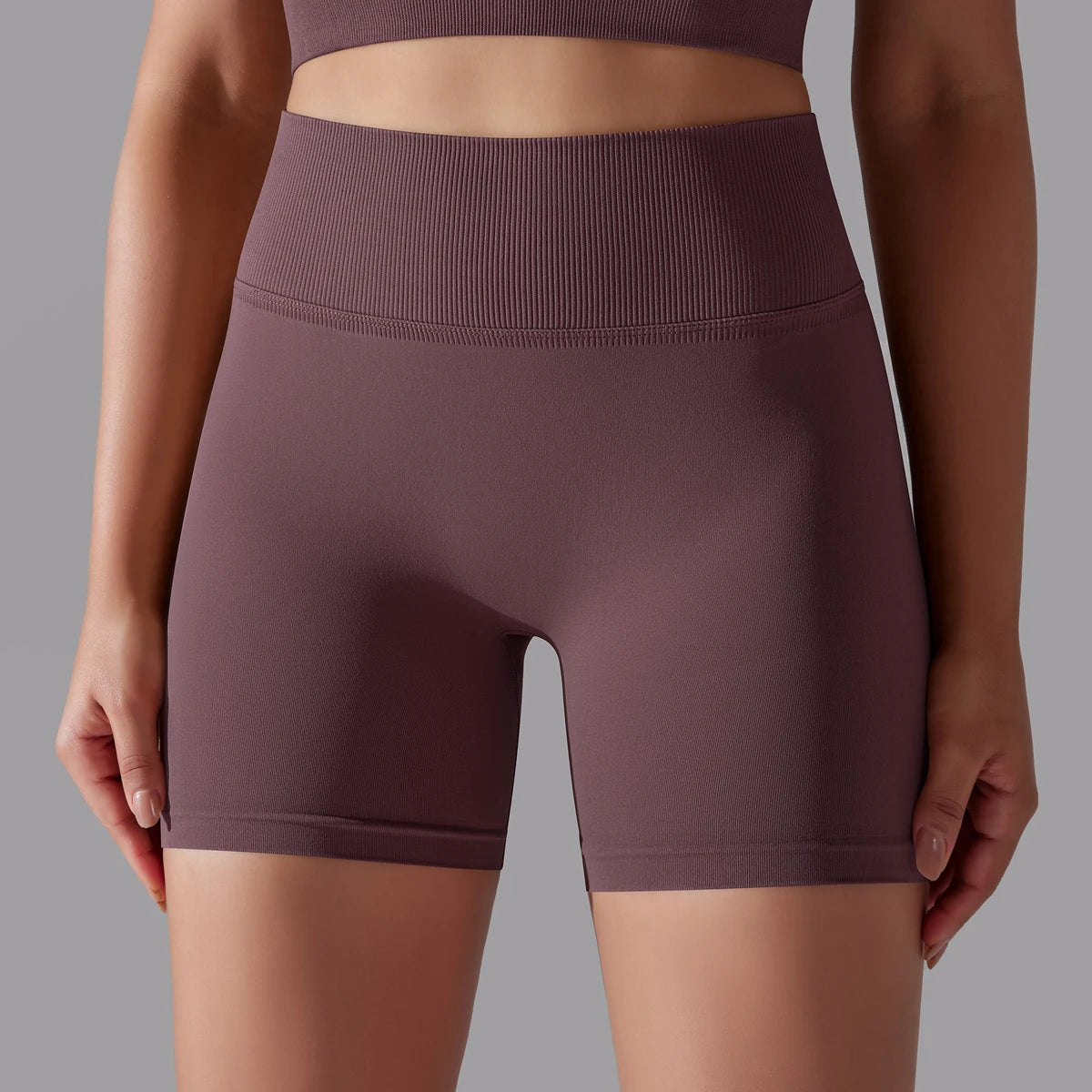 High-Waist Workout Shorts – Comfortable & Supportive Fit