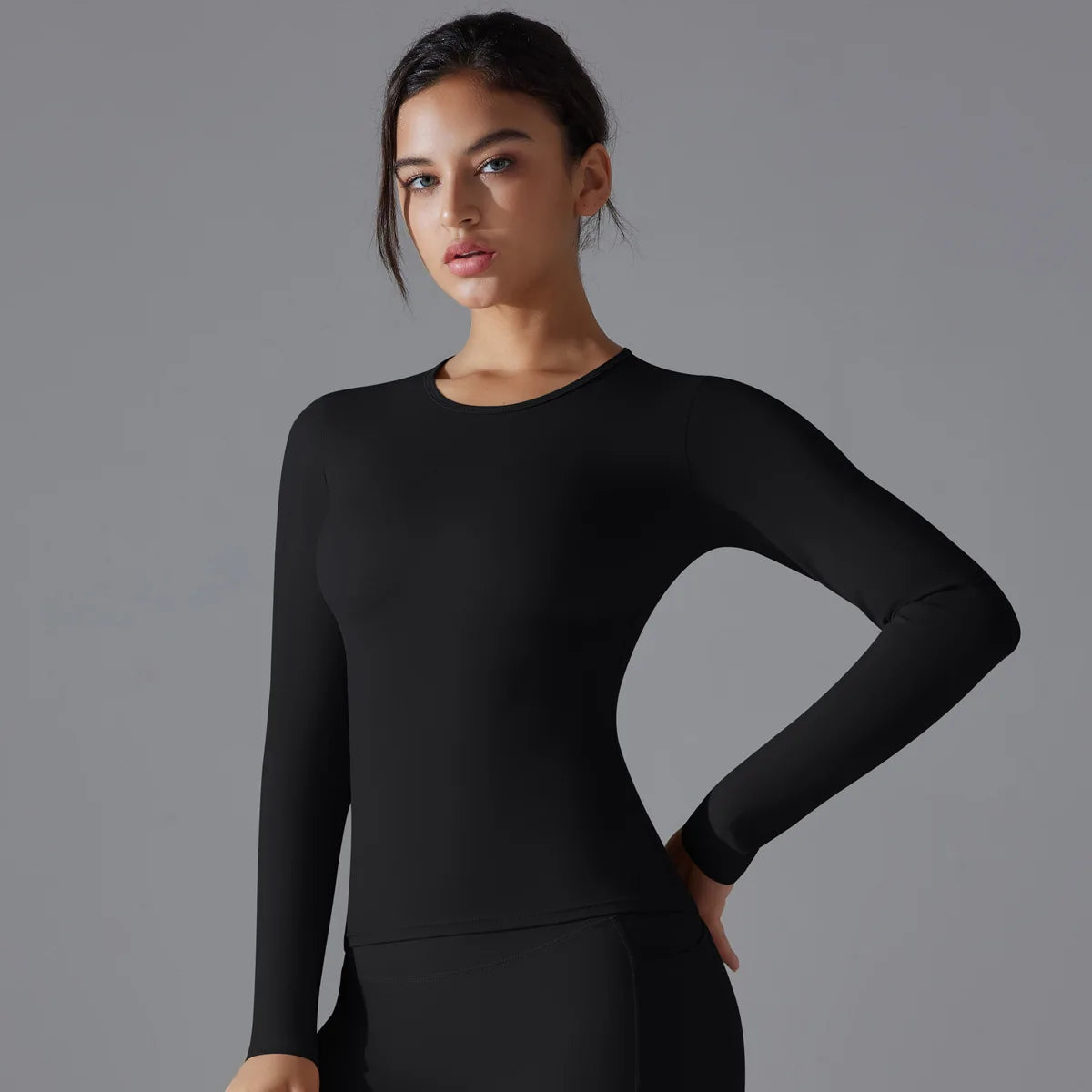 Women's Long-Sleeve Sports Top – Slim Fit & Breathable