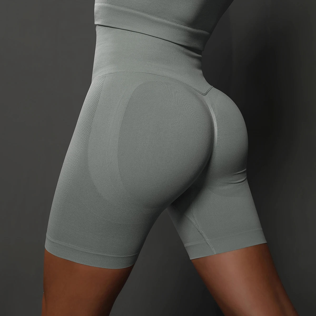 High-Waist Seamless Shorts – Effortless Comfort & Sculpting