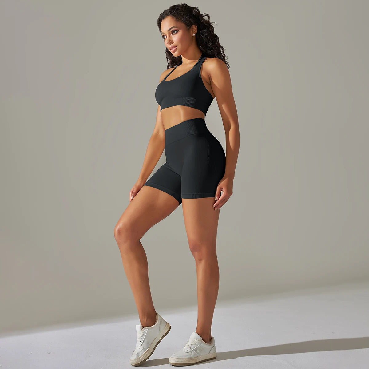 Seamless Set with Shorts