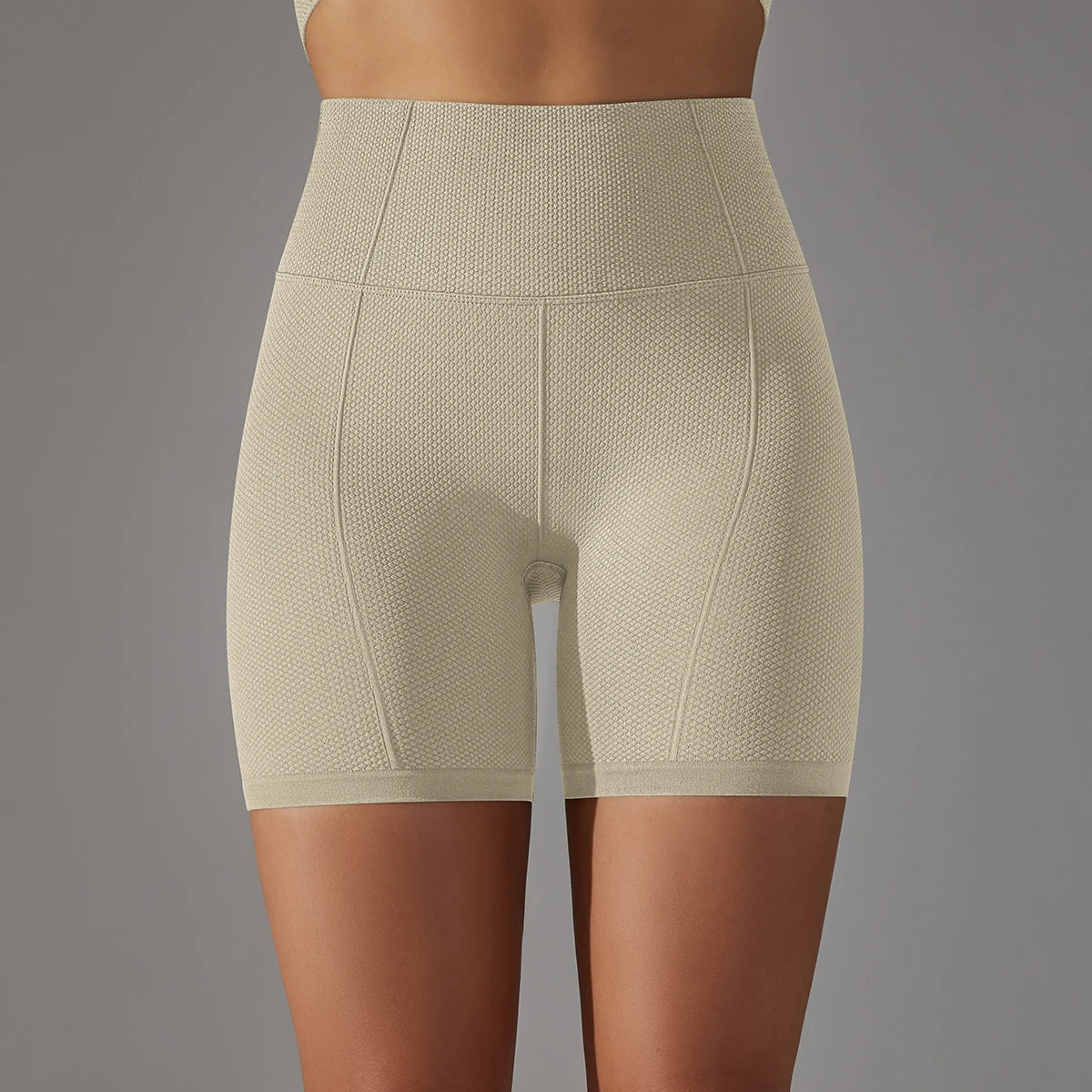 Seamless Yoga Shorts – Breathable & Comfortable Fit