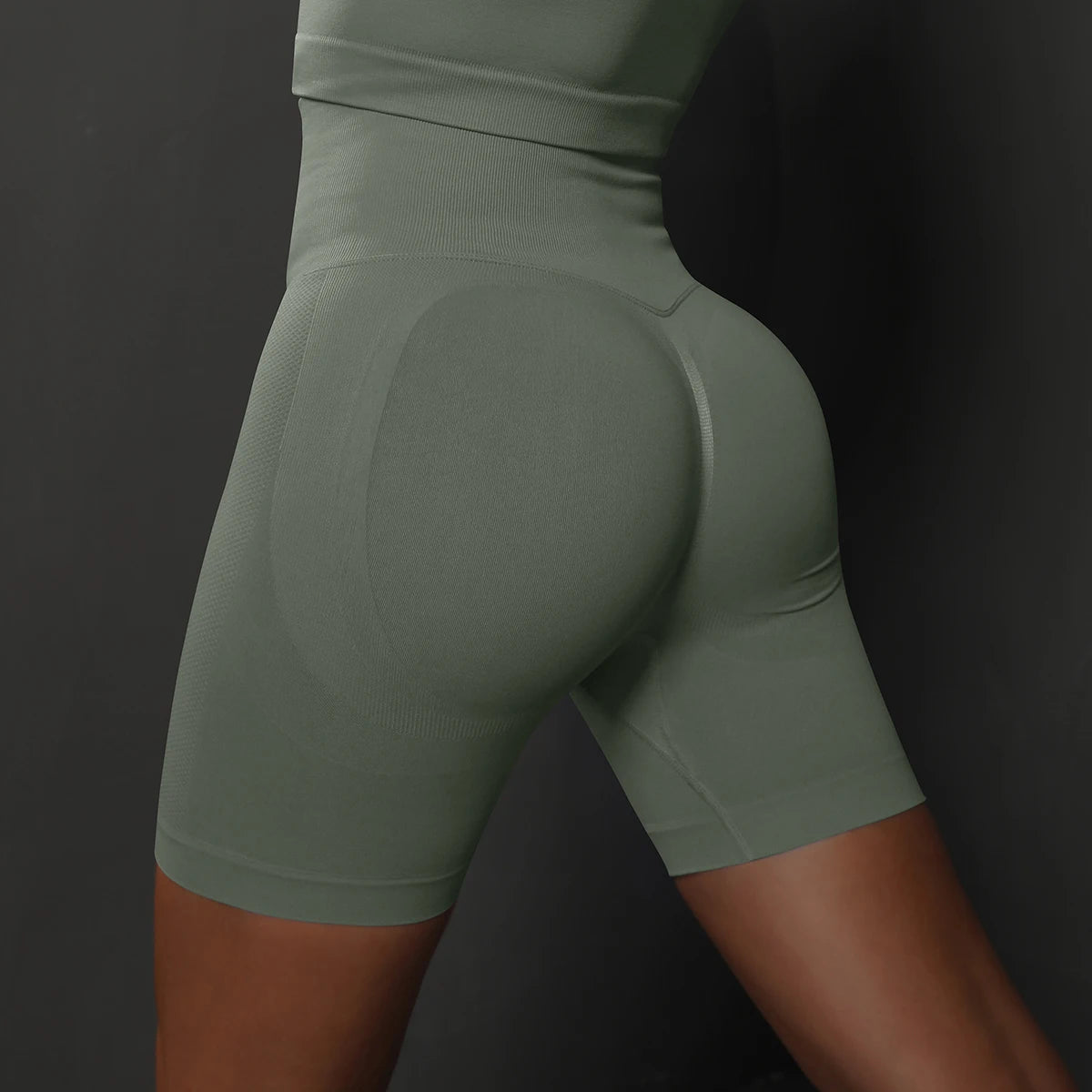 High-Waist Seamless Shorts – Effortless Comfort & Sculpting