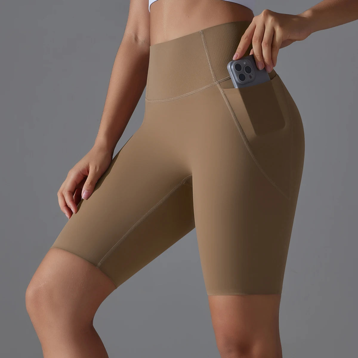 Seamless High-Waist Shorts – Comfortable & Supportive